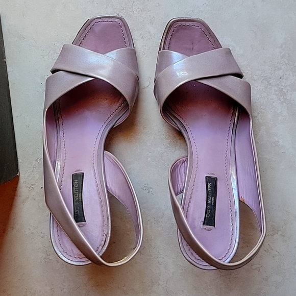 LV patent leather slingback sandals Santa Barbara  in lila - Picture 1 of 10